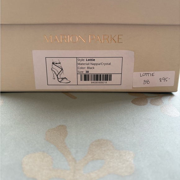 Marion Parke Lottie Sandal - Picture 1 of 7